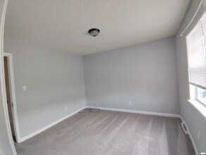 9 Fonda Dr in Lynchburg, VA - Foto de edificio - Building Photo