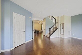 9007 Central Park Dr in Upper Marlboro, MD - Building Photo - Building Photo