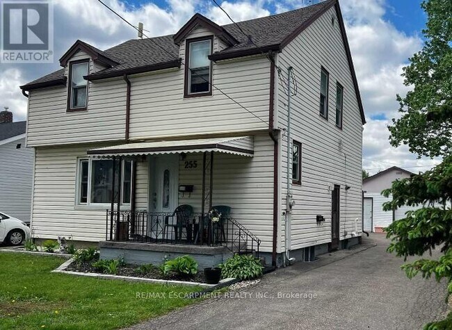 property at 255 Wallace Ave S