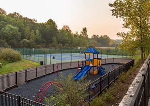 Mountain View Crossing in Wayne, NJ - Foto de edificio - Building Photo