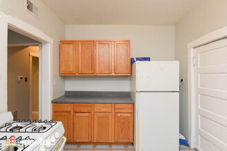7018 N Paulina St in Chicago, IL - Building Photo - Building Photo