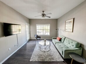 6225 Saratoga Blvd, Unit SI ID1058682P in Corpus Christi, TX - Foto de edificio - Building Photo