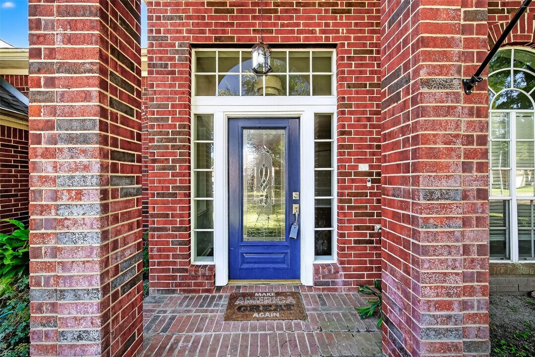 16431 Red Crest Dr in Houston, TX - Building Photo