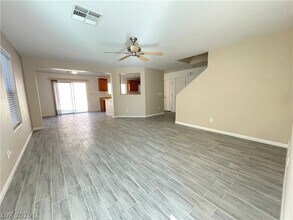 9278 Alta Monte Ct in Las Vegas, NV - Building Photo - Building Photo