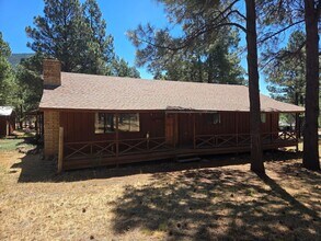 4950 N Datura Rd in Flagstaff, AZ - Building Photo - Building Photo