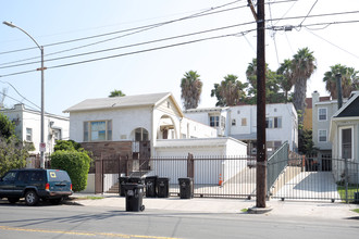 122 S Bonnie Brae St in Los Angeles, CA - Building Photo - Primary Photo