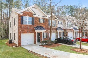 6693 Evans Trce in Stonecrest, GA - Building Photo