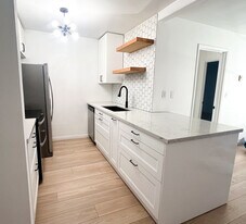 7740 Redlands St, Unit G1089 in Playa Del Rey, CA - Building Photo