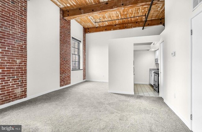 303 Vine St in Philadelphia, PA - Building Photo - Building Photo