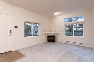 21026 40th Pl S in Seatac, WA - Building Photo - Building Photo