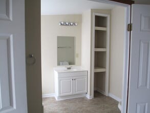 102 Thomas Jefferson Dr in Roanoke Rapids, NC - Building Photo - Building Photo