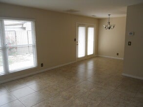 36 Lakeshore Terrace in Crossville, TN - Building Photo - Building Photo