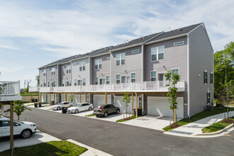 Towns at Andrews Park in Suitland, MD - Building Photo - Building Photo