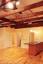 108 N Winooski Ave in Burlington, VT - Foto de edificio - Building Photo