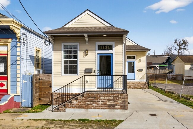 1121 Bartholomew St, Unit 1121