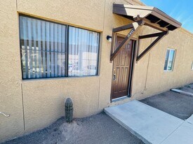 5836 S Morris Blvd in Tucson, AZ - Building Photo