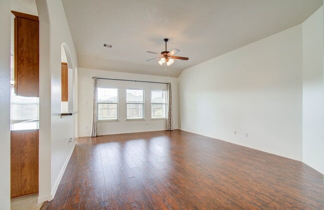 14235 Englewood Park Ln