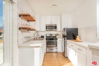 68080 Risueno Rd in Cathedral City, CA - Building Photo - Building Photo