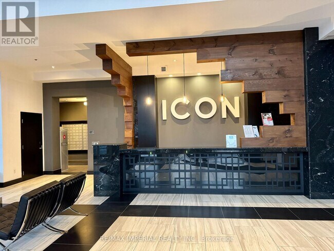 330 Phillip St in Waterloo, ON - Building Photo - Building Photo