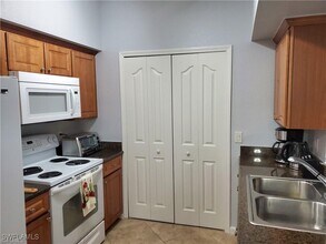 12930 Positano Cir in Naples, FL - Building Photo - Building Photo