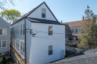2976 N Ridgeway Ave in Chicago, IL - Building Photo - Building Photo