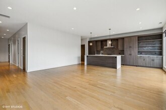 1745 N Hoyne Ave in Chicago, IL - Building Photo - Building Photo