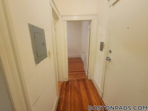 51 Queensberry St in Boston, MA - Building Photo - Building Photo
