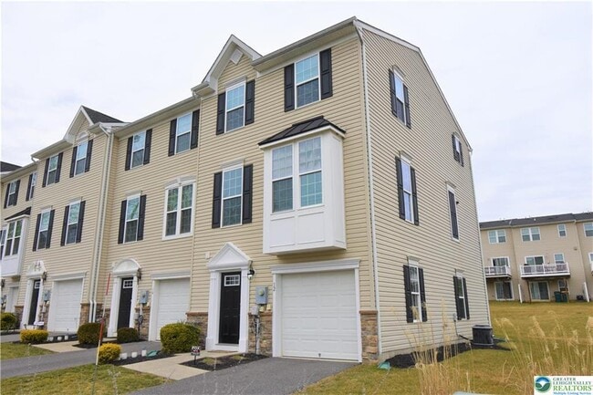 property at 12 Yellow Rose Ln