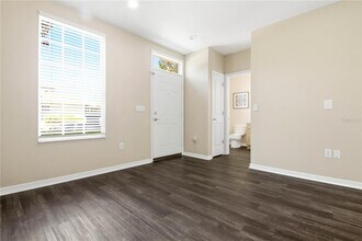 9808 New Parke Rd in Tampa, FL - Building Photo - Building Photo