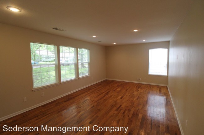 4415 S Parkway Dr in Olathe, KS - Building Photo - Building Photo