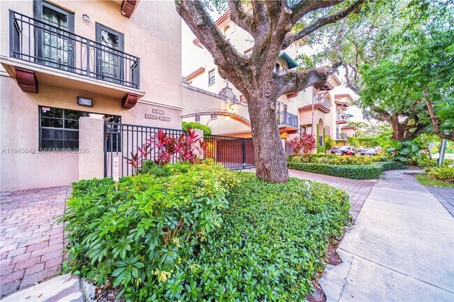 2829 Coconut Ave in Miami, FL - Foto de edificio - Building Photo