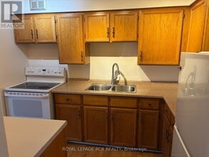 8 Fead St in Orangeville, ON - Building Photo - Building Photo