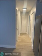 780 NE 46th Ct in Oakland Park, FL - Building Photo - Building Photo