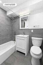 211 E 53rd St in New York, NY - Building Photo - Building Photo