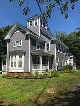 182 High Street in Hampton, NH - Foto de edificio - Interior Photo