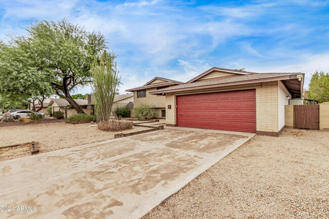 1628 E La Jolla Dr in Tempe, AZ - Building Photo - Building Photo