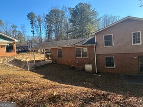 3992 Maplewood Dr in Decatur, GA - Building Photo - Building Photo