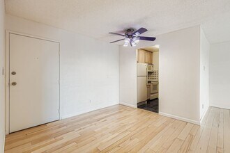 1250 Golden Cir, Unit 506 in Golden, CO - Foto de edificio - Building Photo