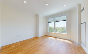 201 Ellery Ct, Unit 601 in Chestnut Hill, MA - Building Photo - Building Photo