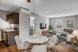 5825 Southwest LLC in St. Louis, MO - Building Photo