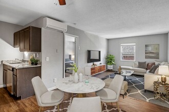 5825 Southwest LLC in St. Louis, MO - Foto de edificio - Interior Photo