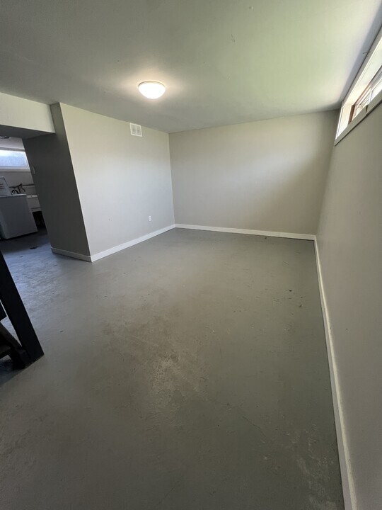 505 Kathleen Ave in Sarnia, ON - Foto de edificio