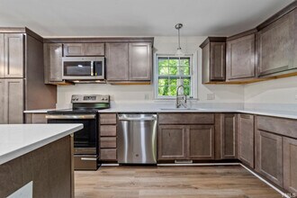 Room in House on Buckingham Rd in Garner, NC - Building Photo - Building Photo