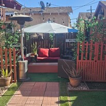 1540 W 58th St in Los Angeles, CA - Building Photo