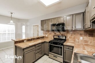 1509 Dreama Dr in Desoto, TX - Building Photo - Building Photo