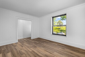3946 De Tonty St, Unit A- Downstairs in St. Louis, MO - Building Photo - Building Photo