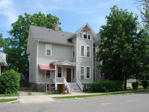 301 N State St in Ann Arbor, MI - Building Photo - Building Photo