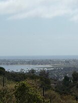 3652 Clairemont Dr in San Diego, CA - Building Photo