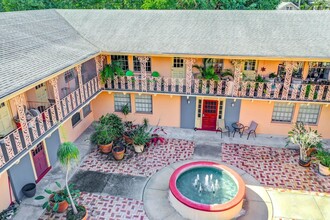520 Broadway Ave in Orlando, FL - Building Photo - Building Photo