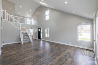 1801 Shetland Rd in Naperville, IL - Foto de edificio - Building Photo